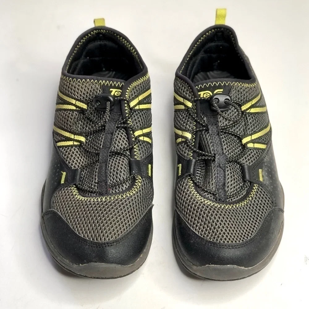 Teva Scamper water trail shoes black grey yellow, boys size 7 (women’s 8.5)